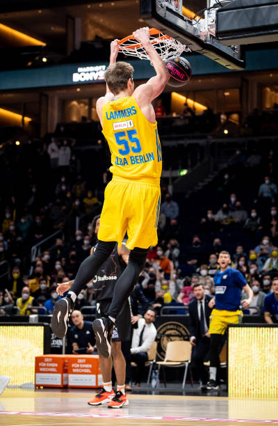 而车队中的 而车队中的